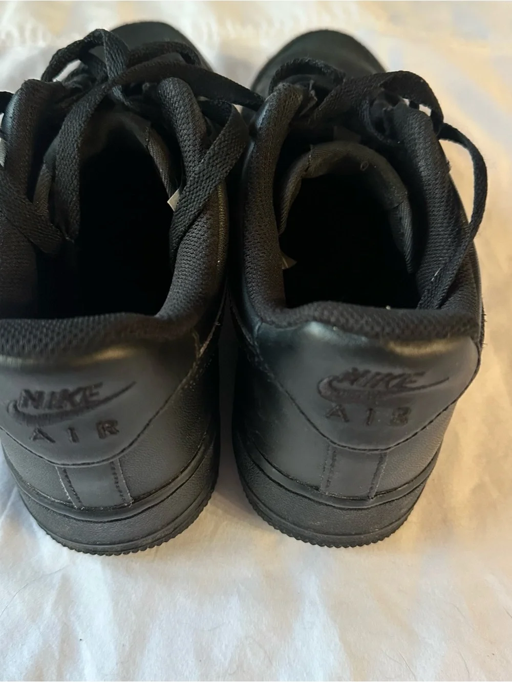 EUC Nike Black Air Force 1 ‘07